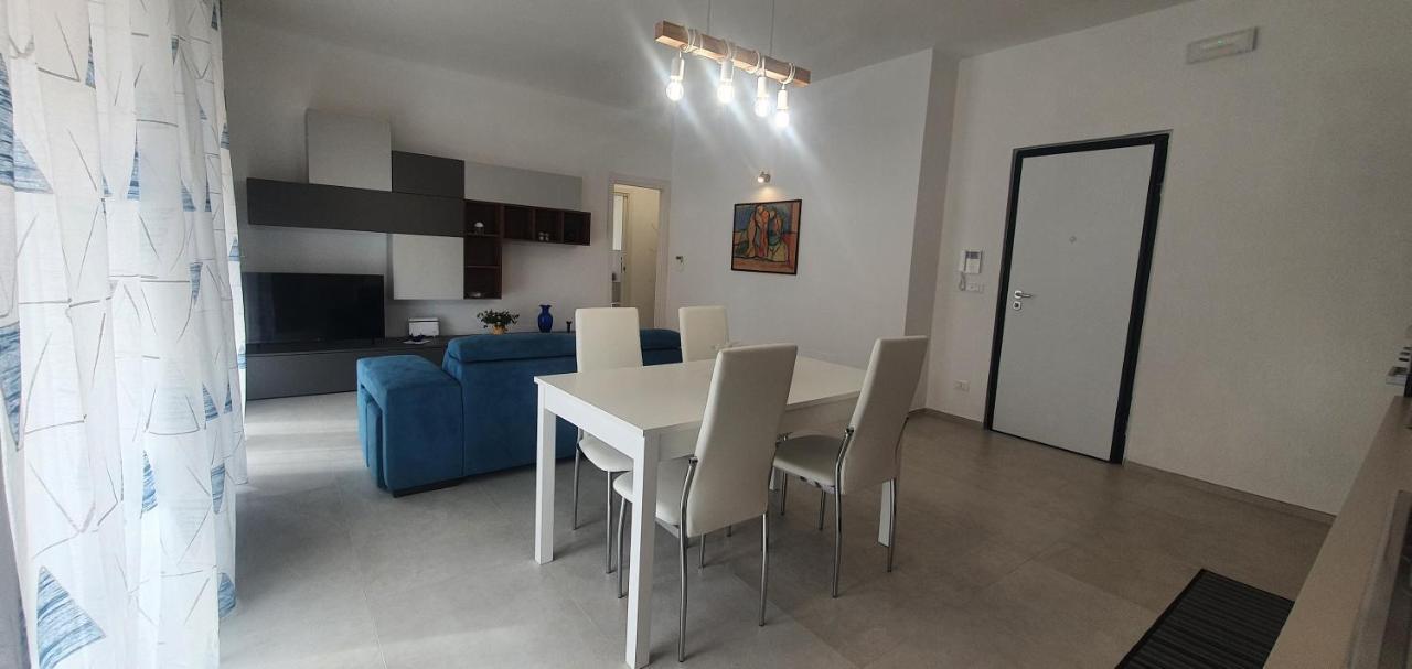 Casa Riblo E Flo Apartment Monopoli Exterior photo